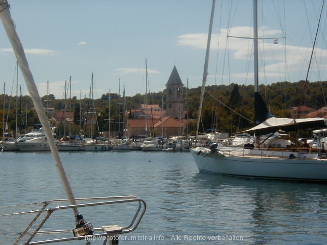 Otok UGLJAN > Kukljica > Hafen