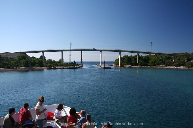 PASMANBRÜCKE > Meerenge Zdrelac