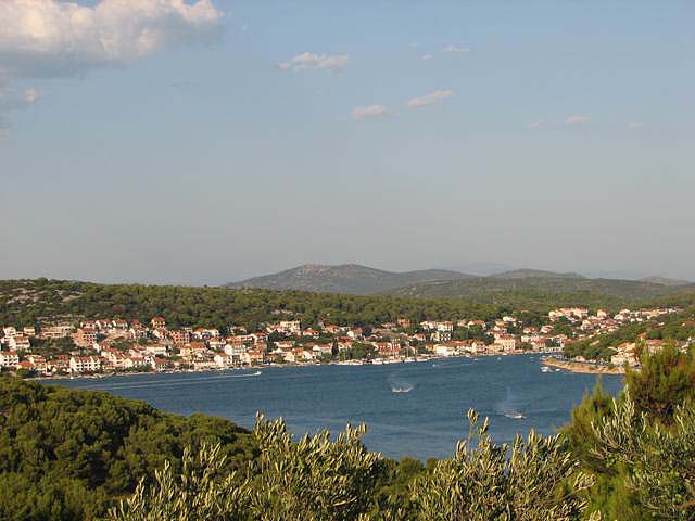 OTOK MURTER > Tisno