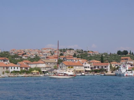 Otok KAPRIJE > Kaprije > Panorama