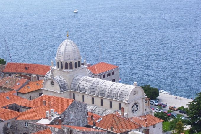 SIBENIK > Blick auf Sv. Jakov von Sv. Mihovil