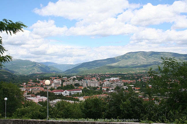 KNIN > Panoramablick über die Dächer der Stadt