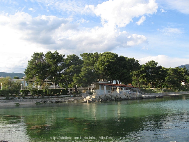 KASTELA > Hotel Resnik > Blick auf Resnik