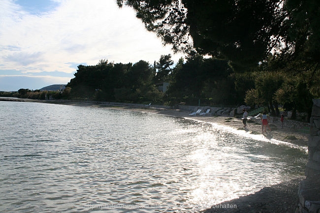 KASTELA > Hotel Resnik > Strand