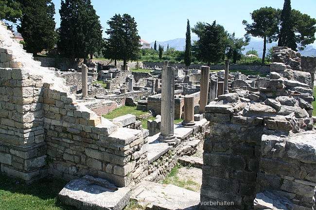 SALONA in Solin > Manastirine