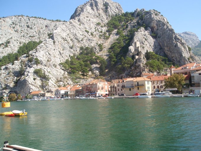 2012 Omis 2