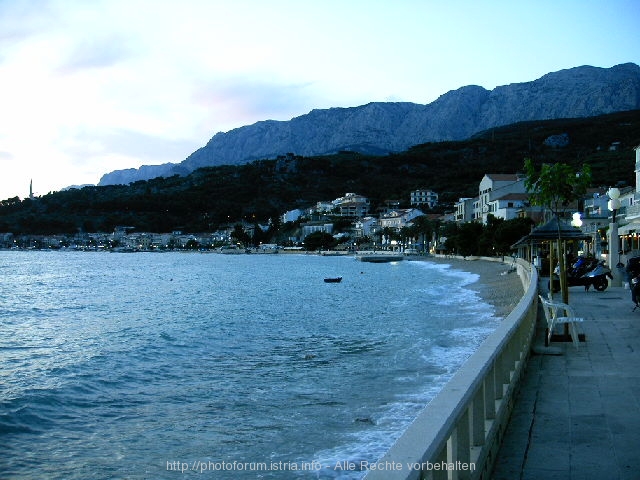 Podgora Promenade