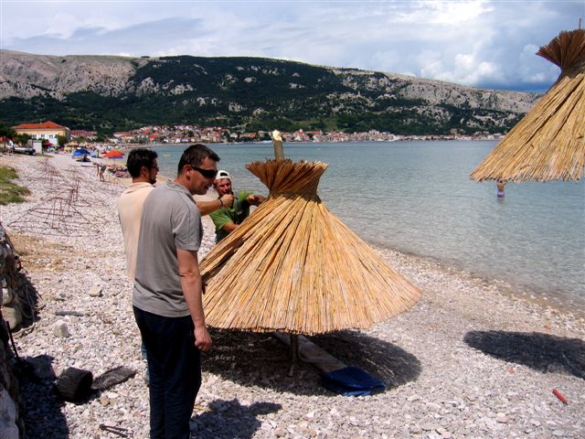 Hutmacher in Baska 6