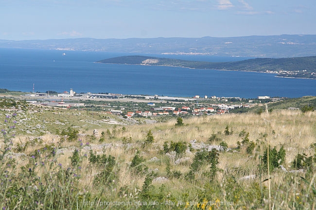 PLANO > Blick auf den Flughafen Split