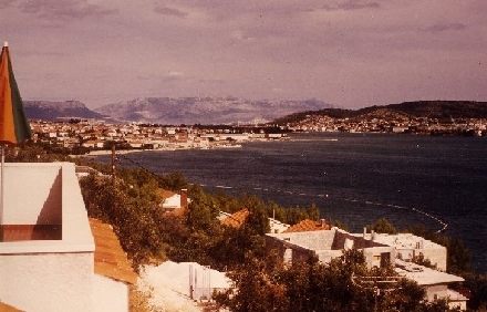 SEGET DONJI > Blick auf TROGIR  und Split