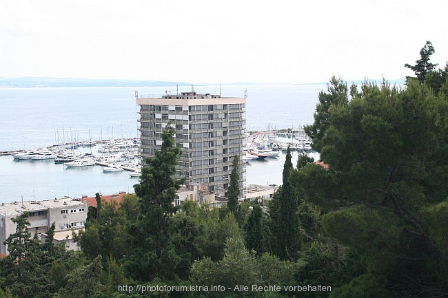 SPLIT > Berg Marjan > Blick auf die ACI Marina