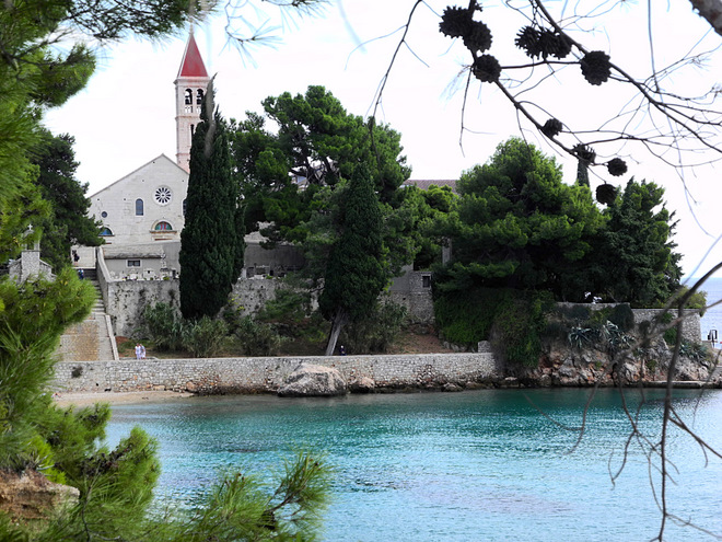 OTOK BRAC > Bol > Dominikaner Kloster