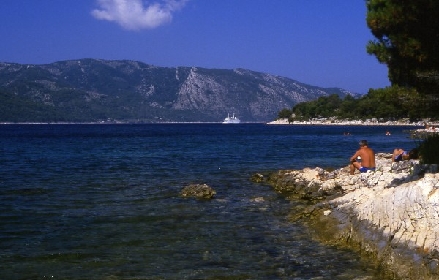 Otok HVAR > STARI GRAD > Fähre Split-Stari Grad im starigradski zaljev