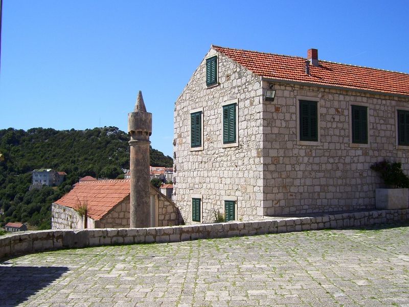 263_Lastovo_Fumari.jpg