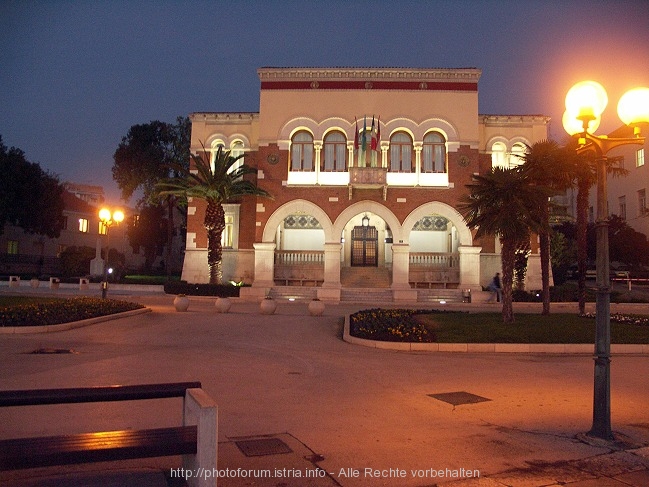 Porec by Night