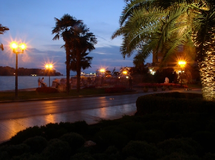 POREC > Altstadt > Hafenpromenade - ABENDSTIMMUNG 002