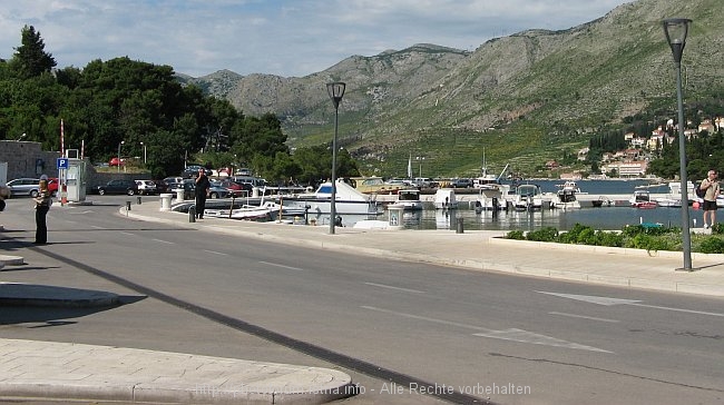 CAVTAT > Bucht Tiha > Parkplatz