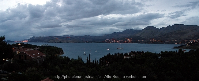 CAVTAT > Bucht Tiha > Abend in Cavtat