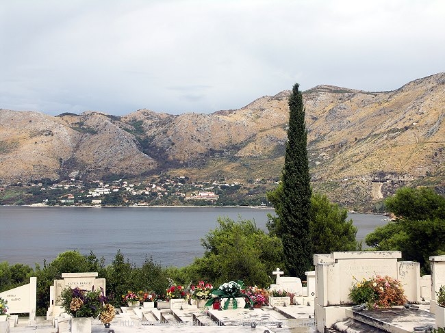 CAVTAT > Friedhof am Mausoleum Racic > Geschichte und Impressionen vom Mausoleum