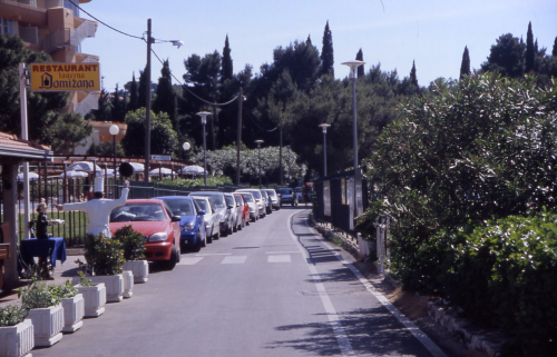 CAVTAT > Straße an  den Hotels Albatros und Epidaurus