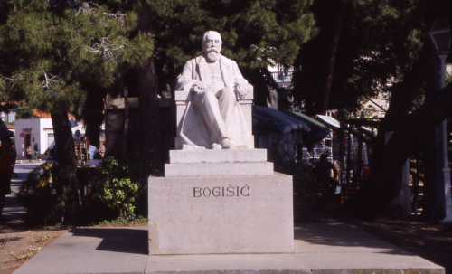 CAVTAT > Denkmal Bogisic