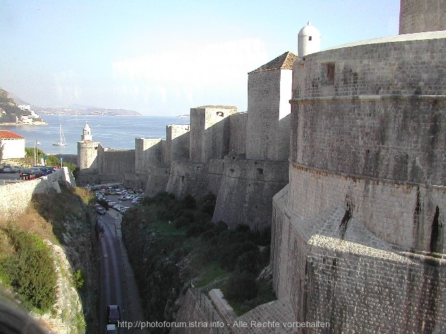 Vor der Stadtmauer von Dubrovnik 2