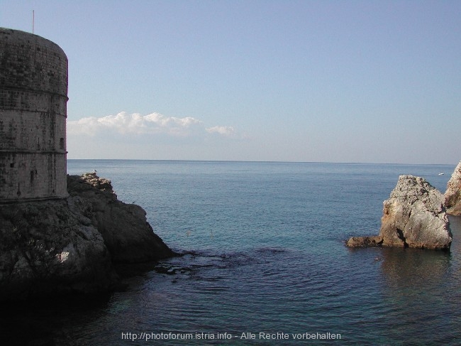 Vor der Stadtmauer von Dubrovnik 6