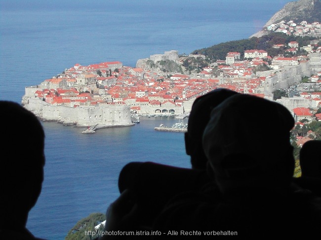 Vor der Stadtmauer von Dubrovnik 2