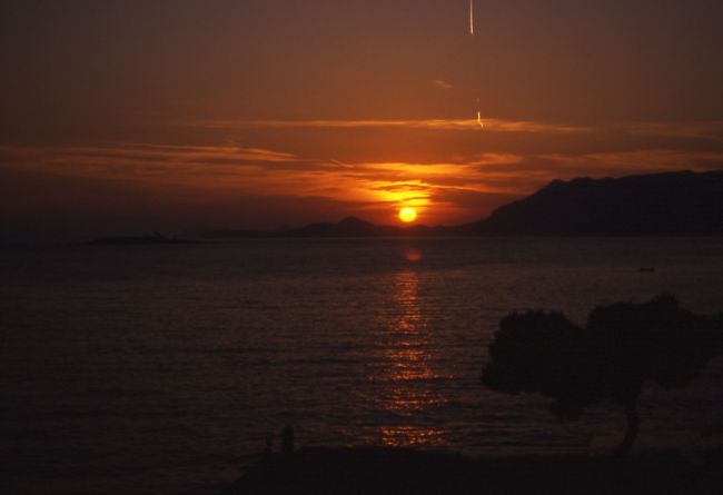 DUBROVNIK > Blick mit Sonnenuntergang am Abend