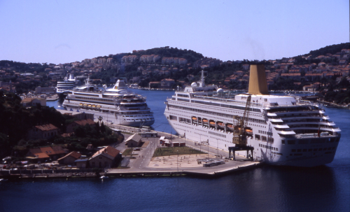 DUBROVNIK > Hafen Gruz - Kreuzfahrtschiffe