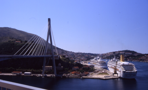 DUBROVNIK > Franjo-Tudjman-Brücke und Hafen Gruz