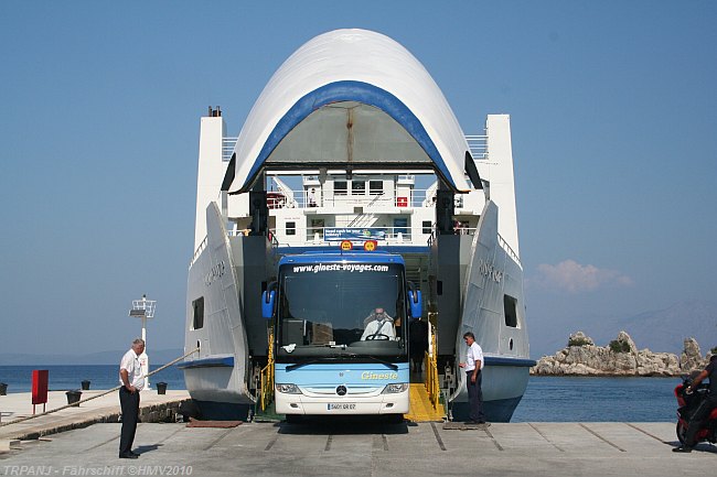 TRPANJ > Hafen > Fährschiff Vladimir Nazor