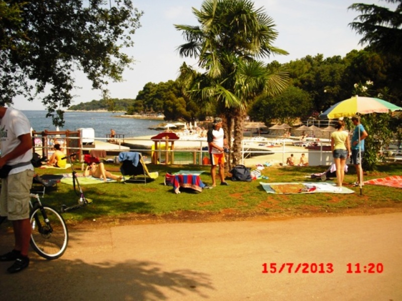 Porec < Strand Brulo