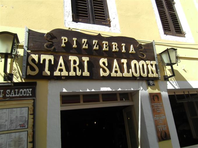 POREC > Stari saloon > Riesenpizza