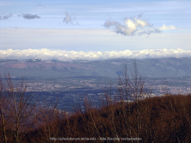 NATURPARK UCKA > Vojak > Blick auf Rijeka