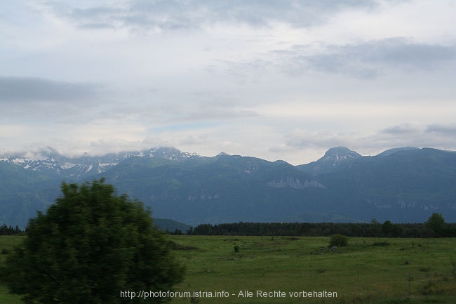 NATURPARK VELEBIT > Blick von der A1