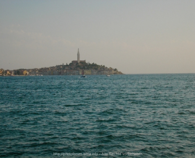 ROVINJ > Panorama in der blauen Adria