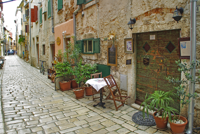 Rovinj Stadt im Meer