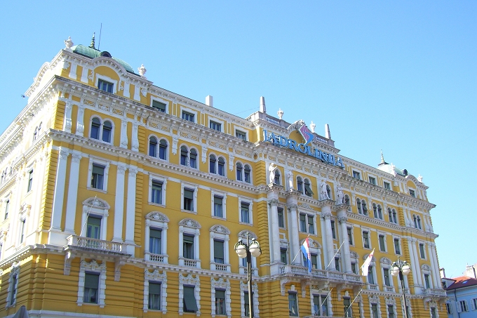 RIJEKA > Palast Jadran > Sitz der Jadrolinija