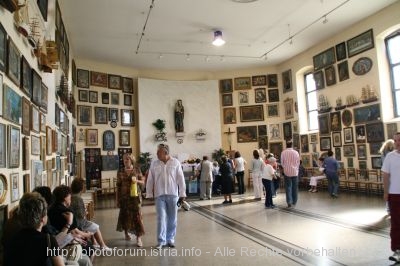 RIJEKA > Wallfahrtskirche Maria Trsat > Bildergalerie der Pilgerkirche Trsat