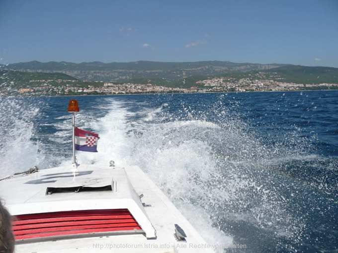 CRIKVENICA > Hafen > Schnellboot nach Silo 3