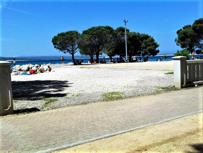 Kvarner: CRICVENICA > Stadtstrand