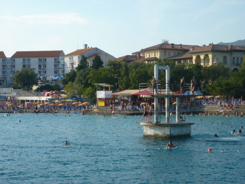 Hauptstrand am Hotel Lisanj