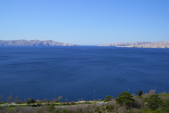 SENJ > Blick auf Krk und Prvic