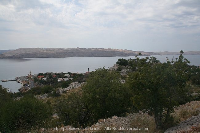 KARLOBAG > Blick vom Velebit auf die Stadt und die Insel Pag