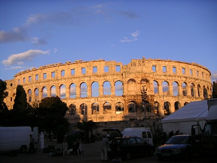 PULA > Altstadt > Amphitheater