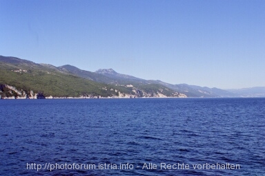 Otok CRES > Fähre  Brestovac - Porozina > Überfahrt