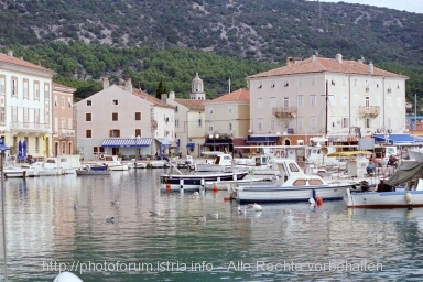 Otok CRES > Cres > Hafen