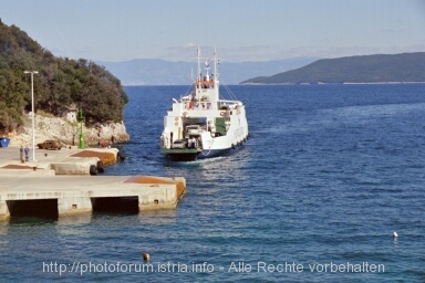 Otok CRES > Fähre  Brestovac - Porozina