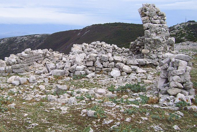 Insel Cres: CRES > Ruine Sv. Bartolomej